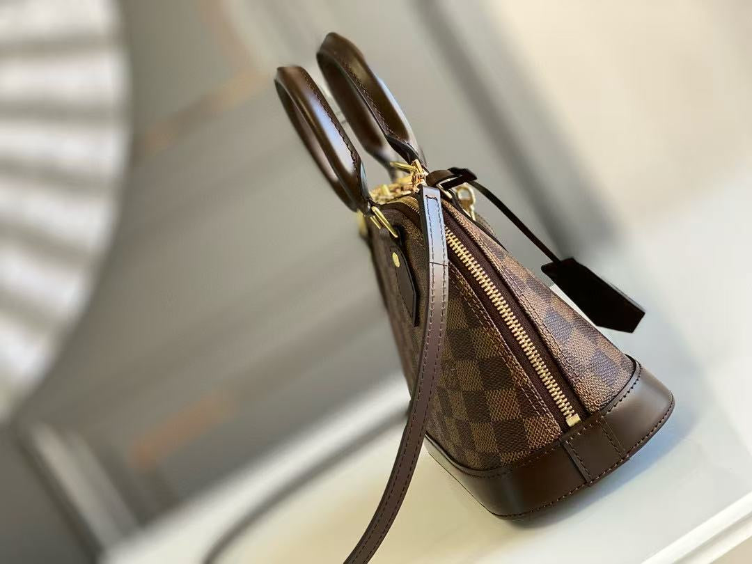 Borsa Louis Vuitton Alma BB